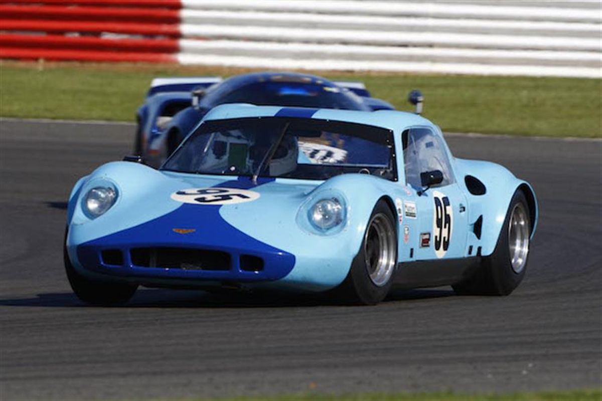 Silverstone Classic Silver Jubilee celebrates Chevron's Golden Anniversary