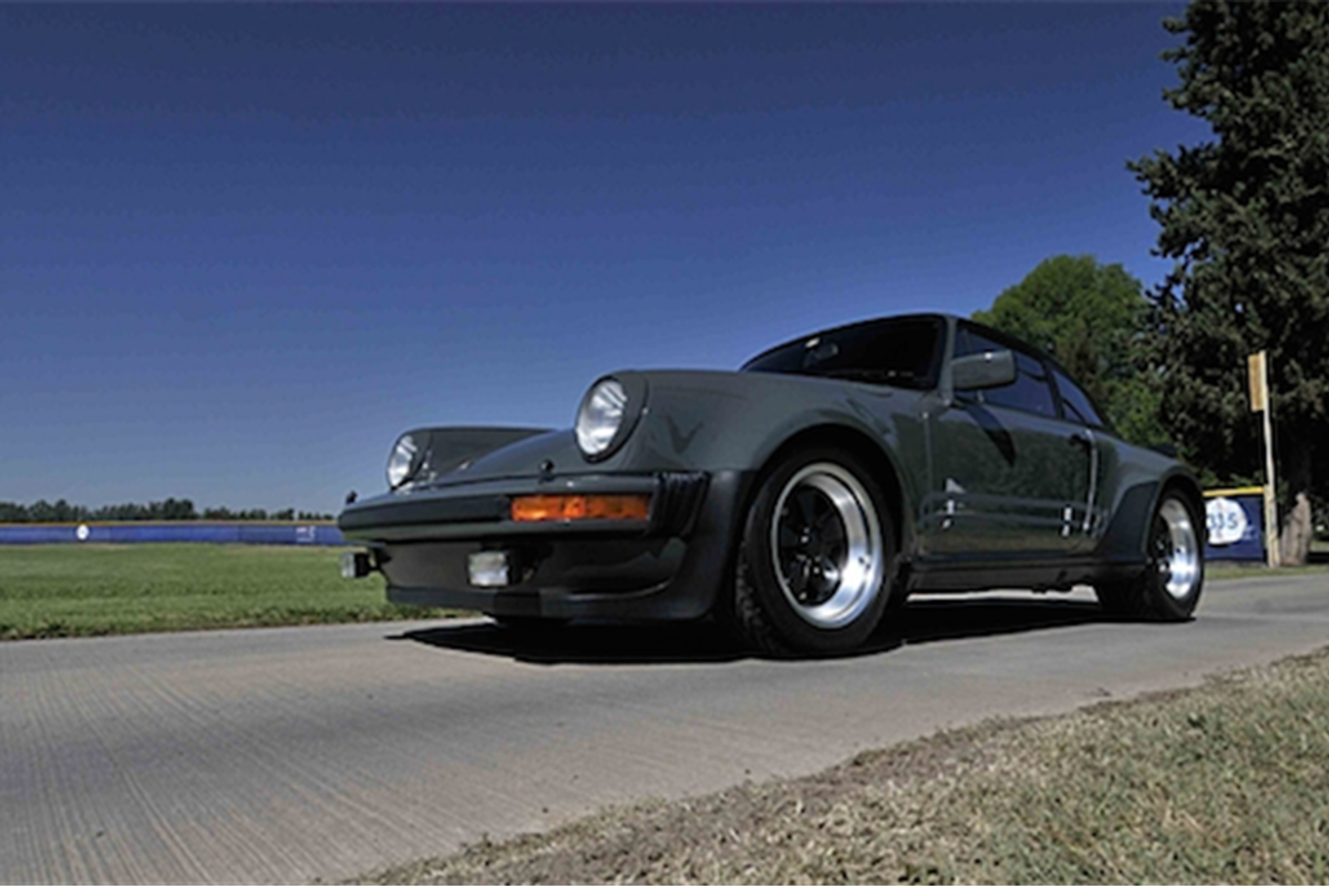 Steve McQueens's 1976 Porsche 930 Carrera Turbo Coupe sells for USD 2.1 million