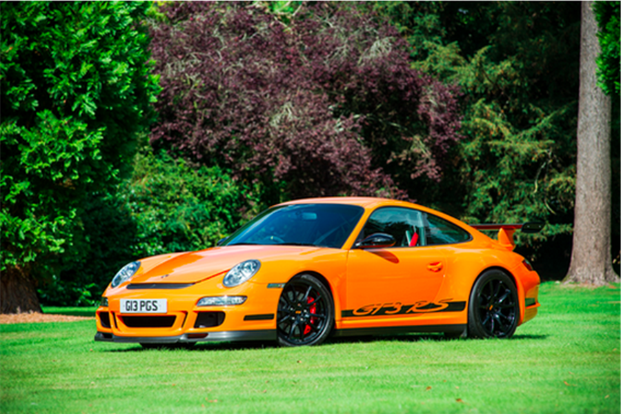 Final entries invited to The Porsche Sale‏ at Silverstone