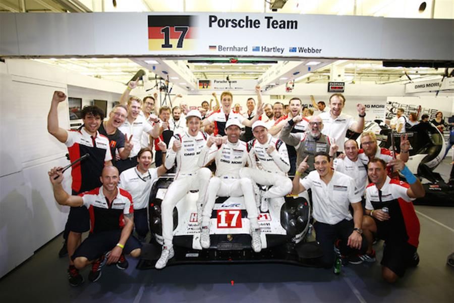 Porsche wins WEC drivers' world championship title
