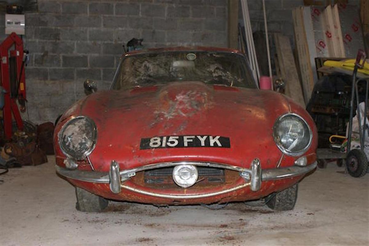 1963 Jaguar E-Type found under a hedge goes up for auction