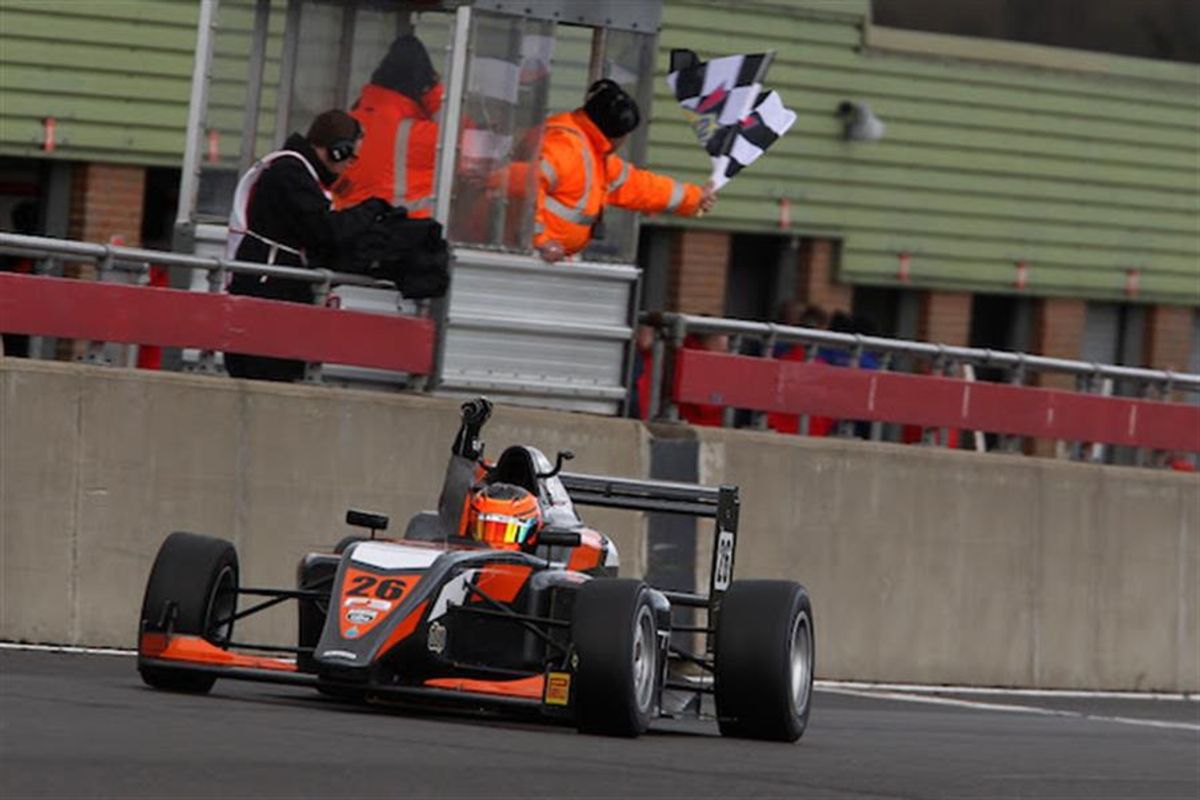 Leist helps Racecar client Double R start new era of British F3 in winning style