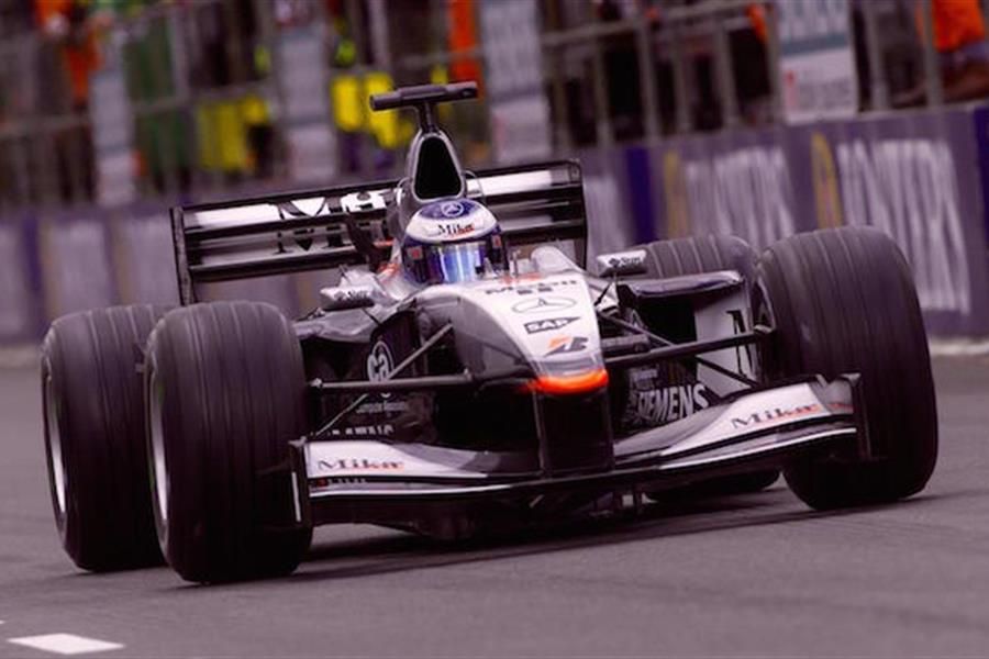 British GP winners join F1 legends on track at Silverstone Classic