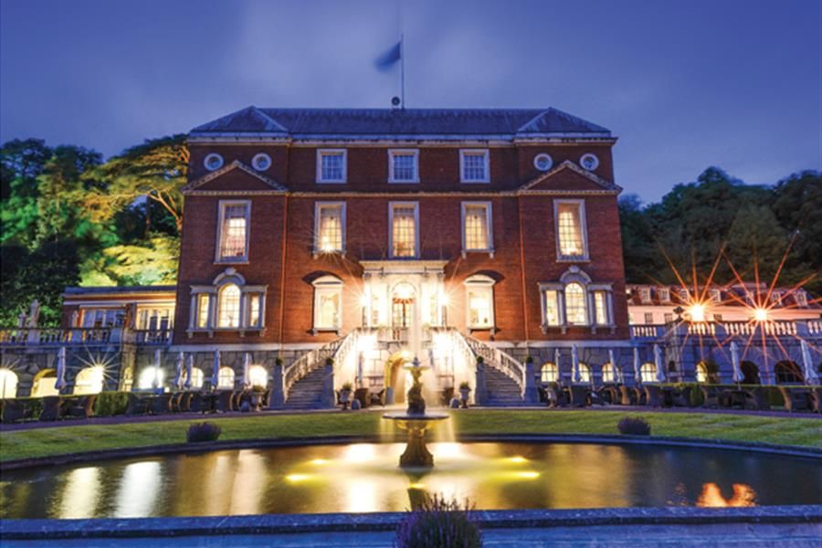 Racecar Supports The Thoroughbred Christmas Ball at the  Royal Automobile Club 