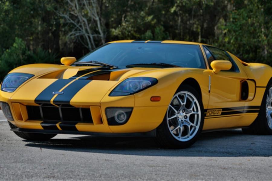 2006 Ford GTs finished in Speed Yellow