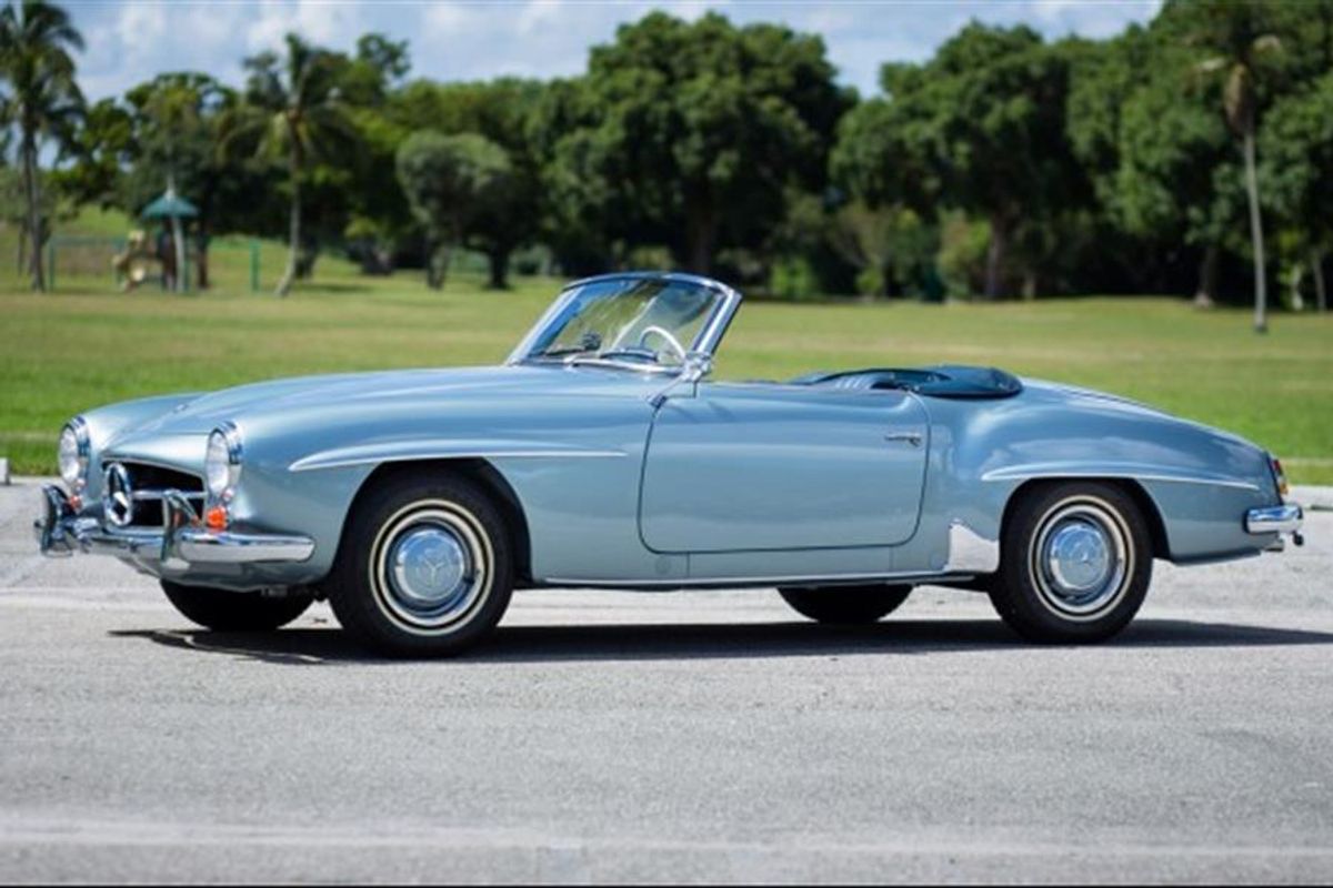 Classic 1960 Mercedes-Benz 190 SL at Amelia Island Auction