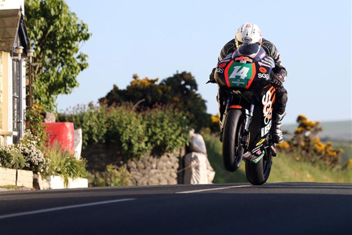KMR announce four man team for Bennetts Lightweight TT Race