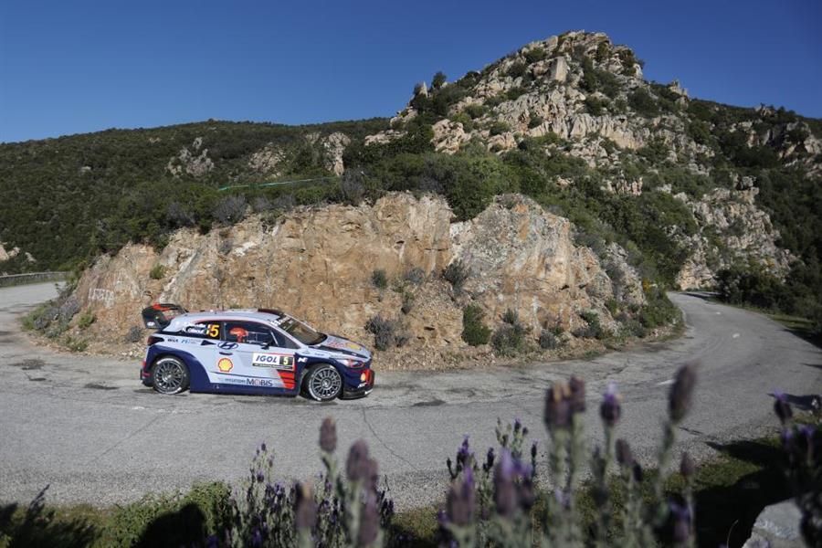 Neuville breaks victory jinx in Tour de Corse win