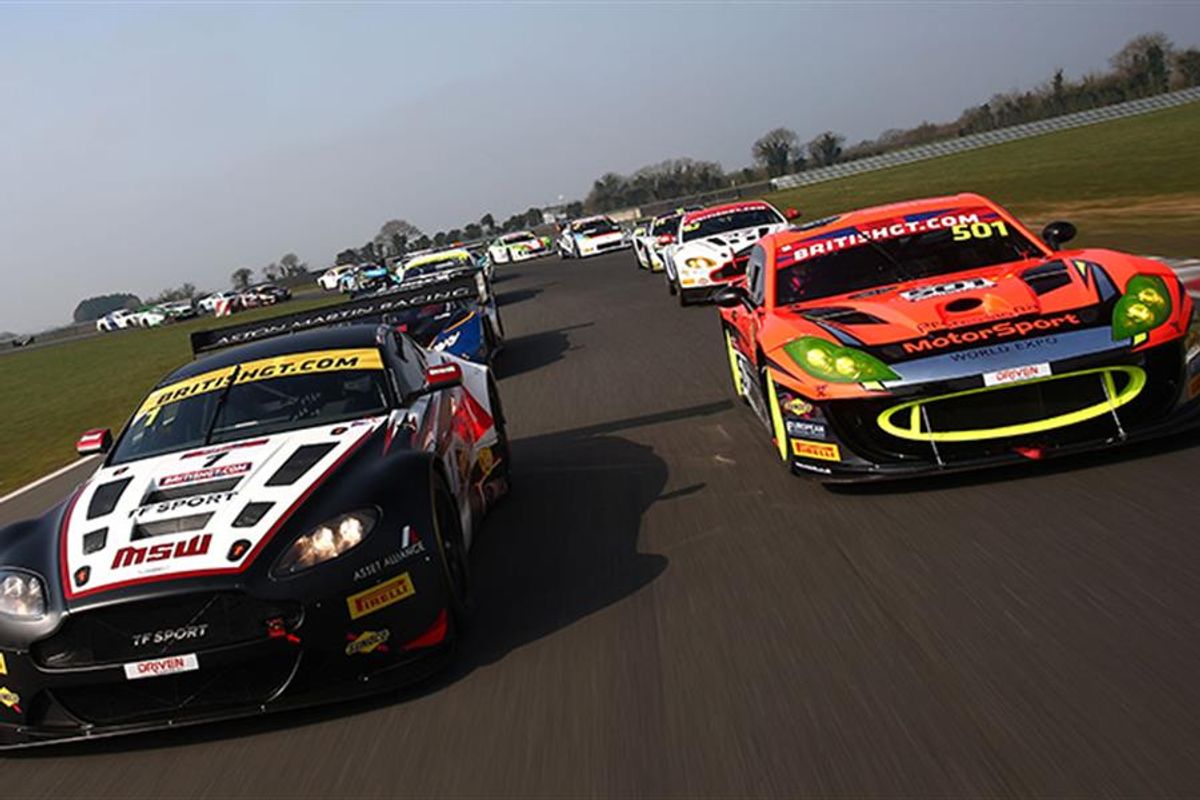 British GT 25th anniversary season begins at Oulton this weekend