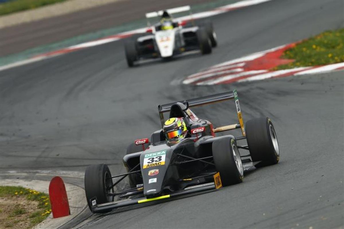 Aberdein and Drugovich set the pace in ADAC Formula 4 tests