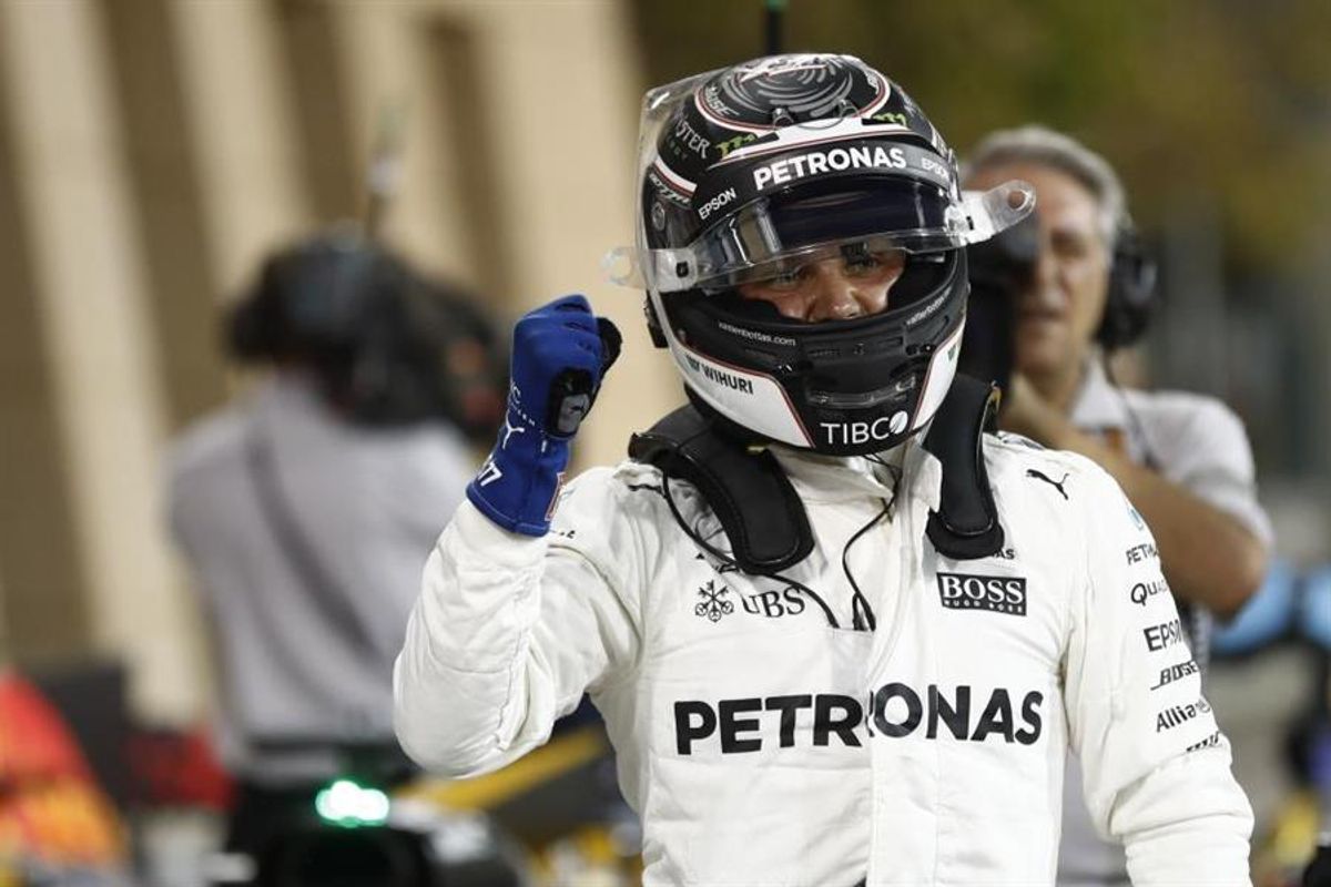 Bottas takes career first pole in Bahrain