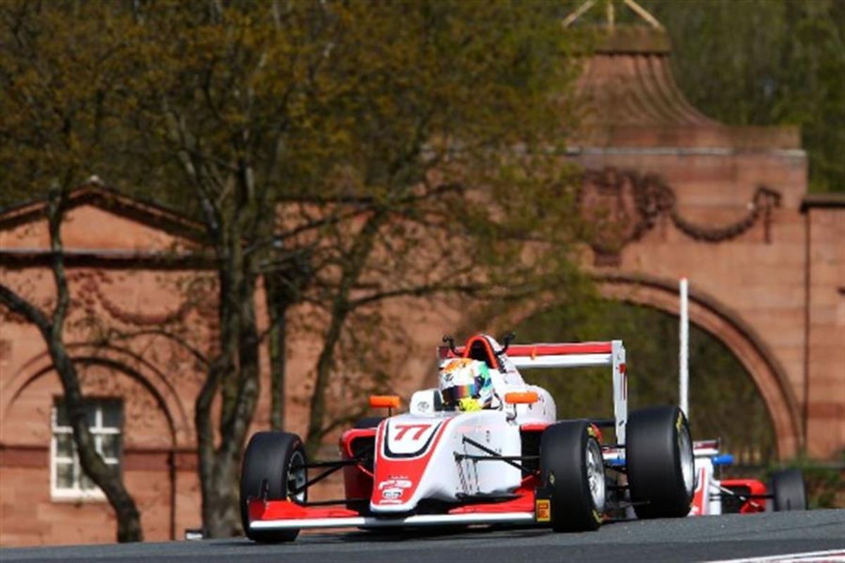 Das storms to British F3 pole before race one is postponed due to barrier damage
