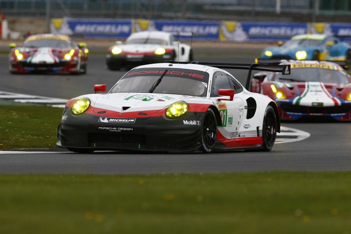 New Porsche 911 RSR starts first world championship season with podium