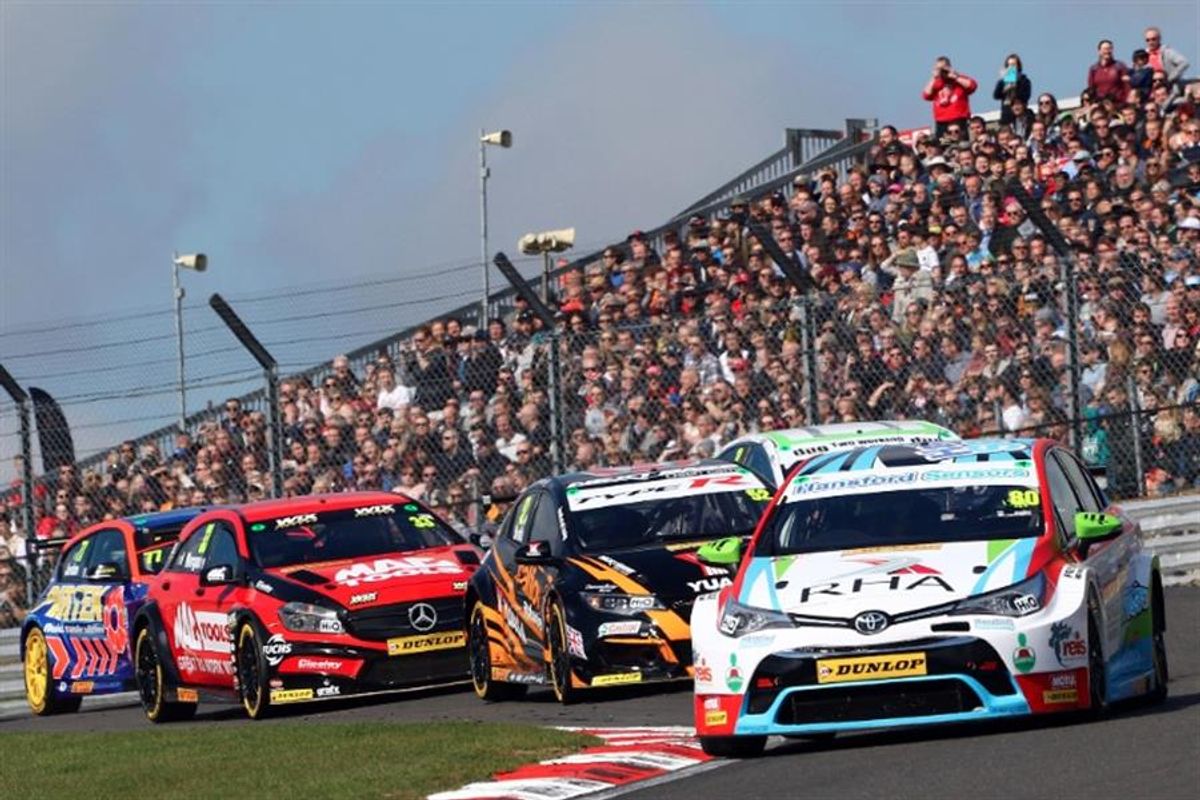 David vs. Goliath duel races into Thruxton as BTCC battle intensifies