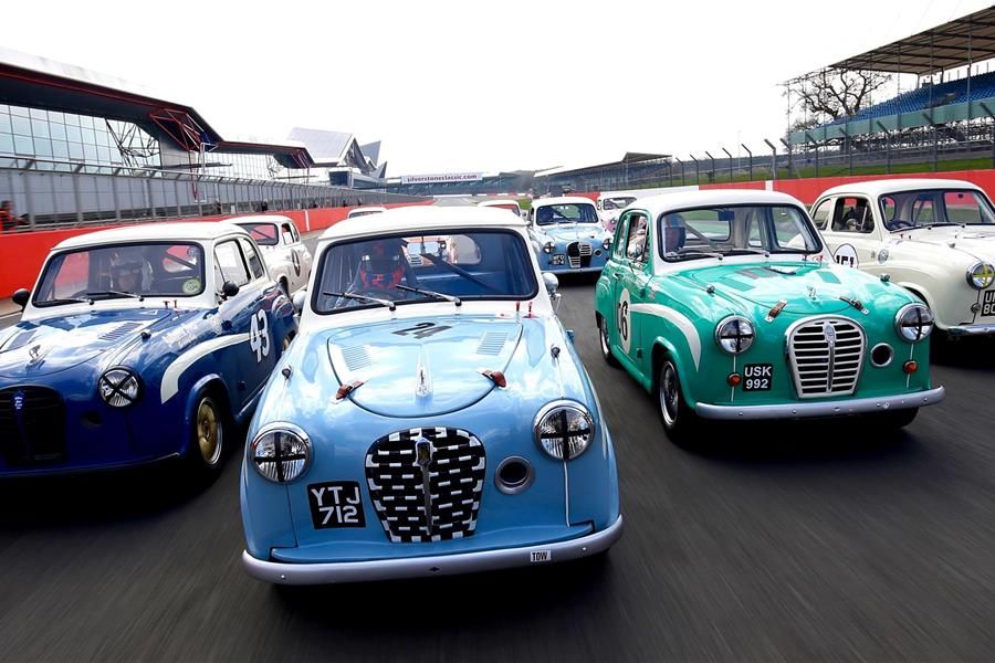 Acting legend Sir Patrick Stewart OBE  to star at Silverstone Classic
