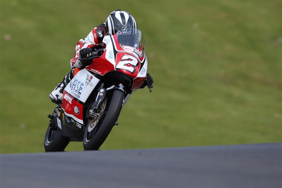 Strudwick continues podium form at Oulton Park