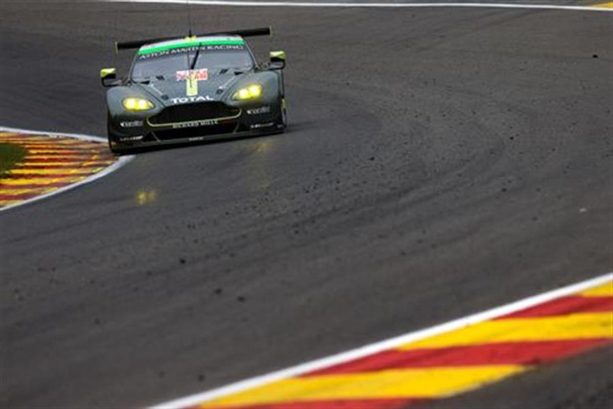 Lamy delivers scintillating final lap to claim GTE Am pole for Aston Martin