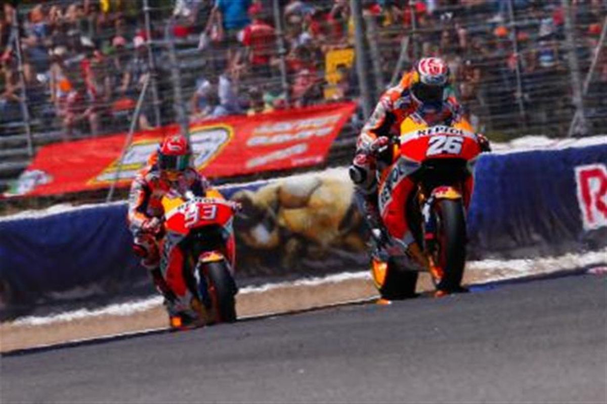 Pedrosa pips team-mate Marquez to Spanish MotoGP pole