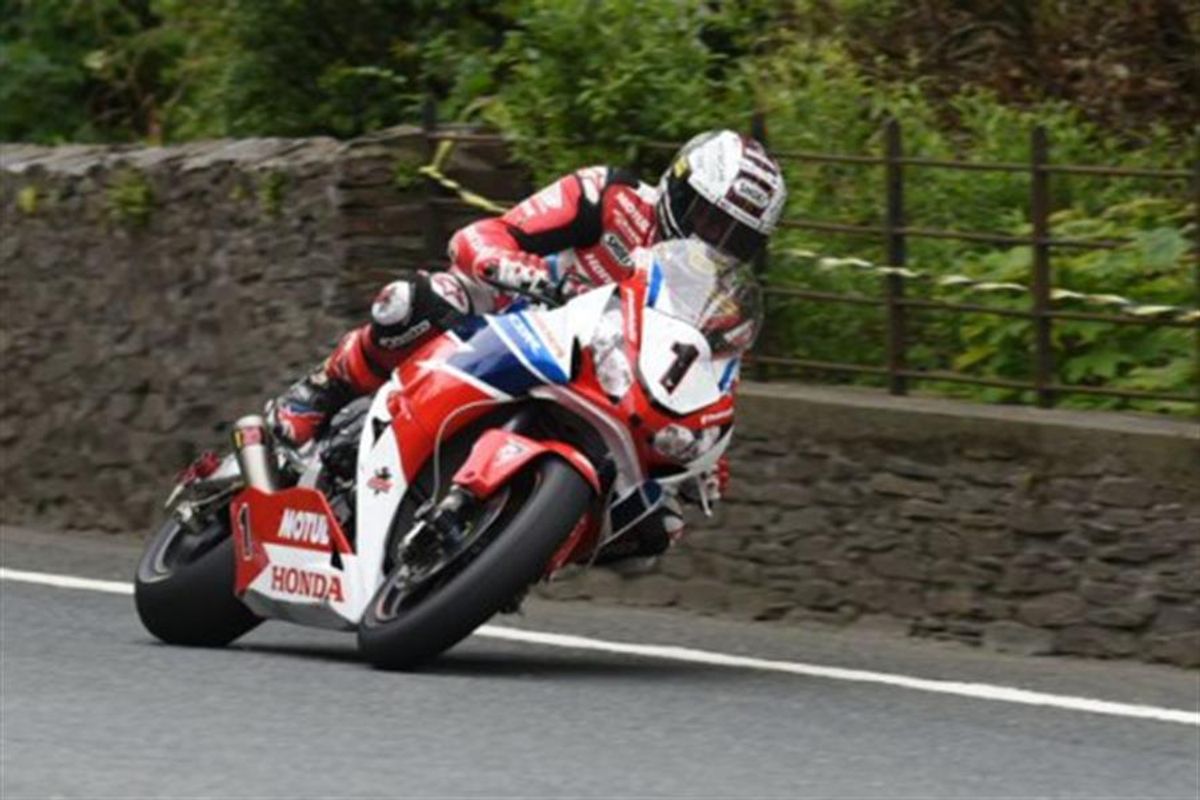 John Mcguinness Injured In North West 200 crash