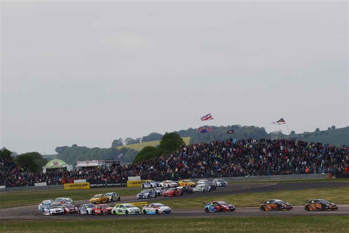 BTCC heads north to Oulton Park