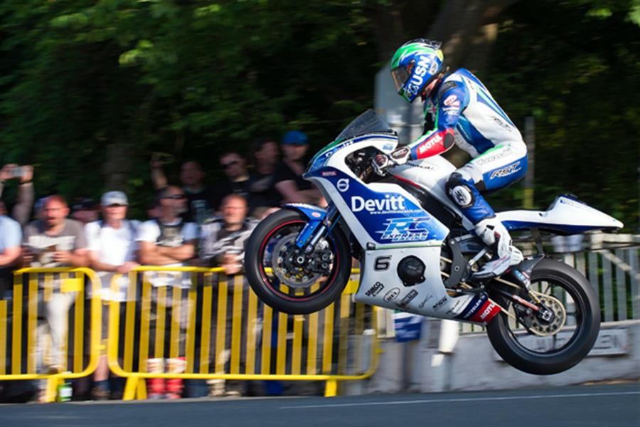 Heavy hitters line up for Bennetts Lightweight TT Race
