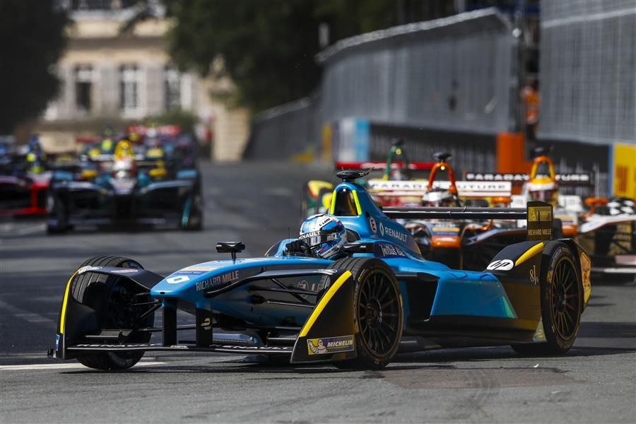 Renault e.dams win the Paris ePrix 