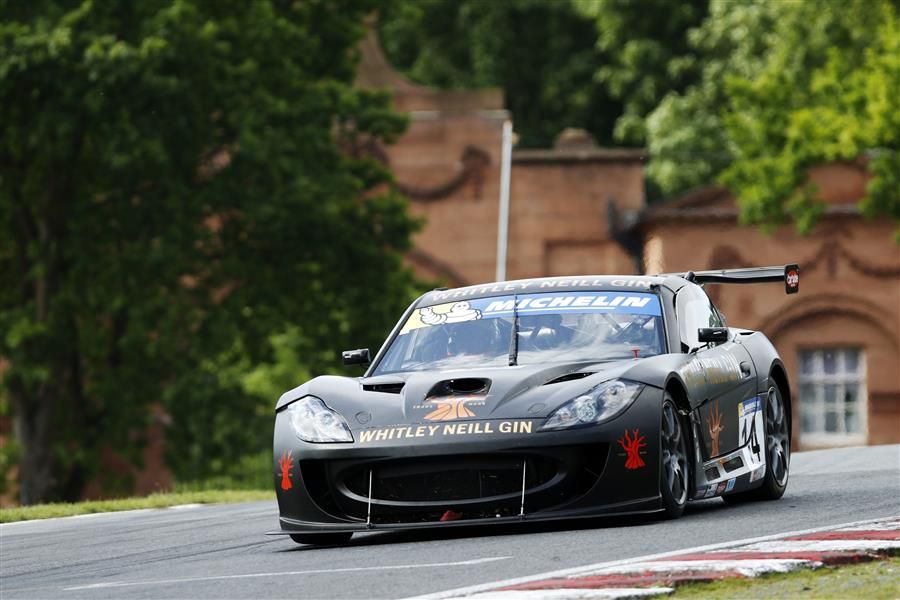 More points for Declan Jones on 'bittersweet'  Ginetta GT4 Oulton Park weekend