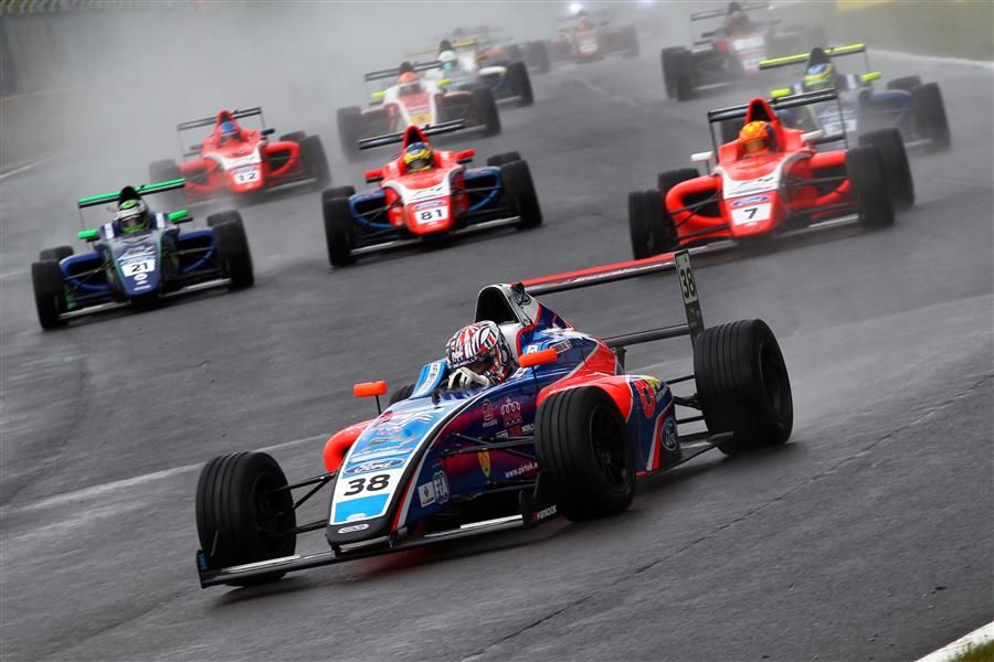 Jamie Caroline and Pirtek Racing extend F4 advantage with eighth win