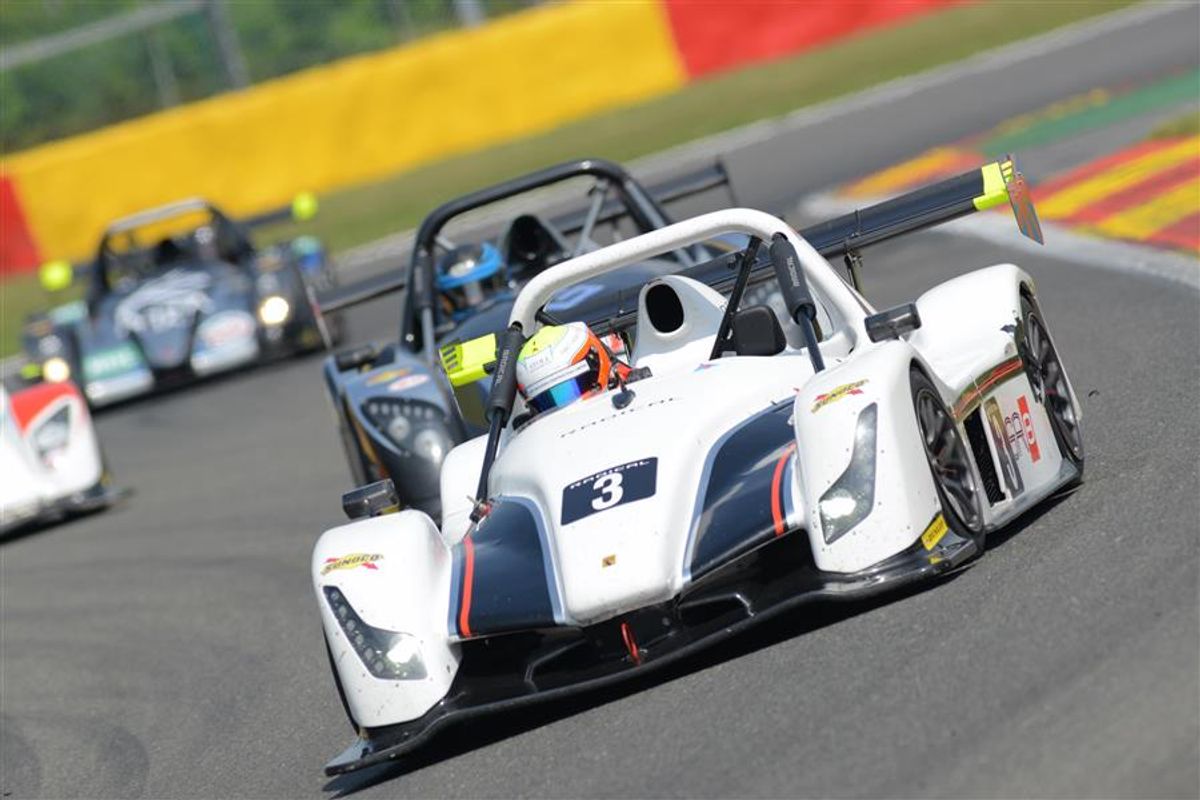 Noble Jnr and Harrison Convert Pole To Outright Radical Festival Victory At Spa