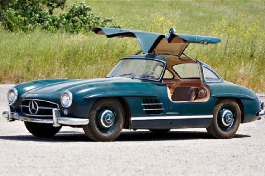 Mercedes-Benz 300 SL Gullwing & Mercedes-Benz 300 SL Roadster at Gooding's Pebble Beach Auction