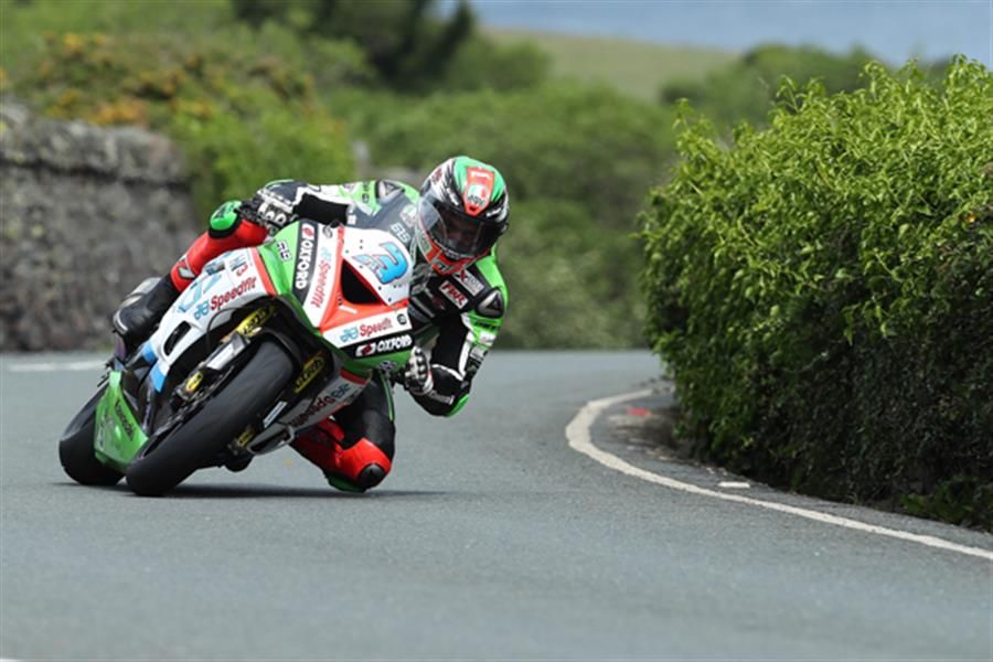 Michael Dunlop joins Mike Hailwood on 14 IOM TT wins