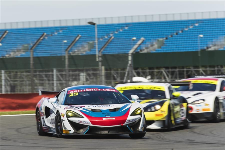 McLaren 570S GT4 takes victory at Silverstone 500