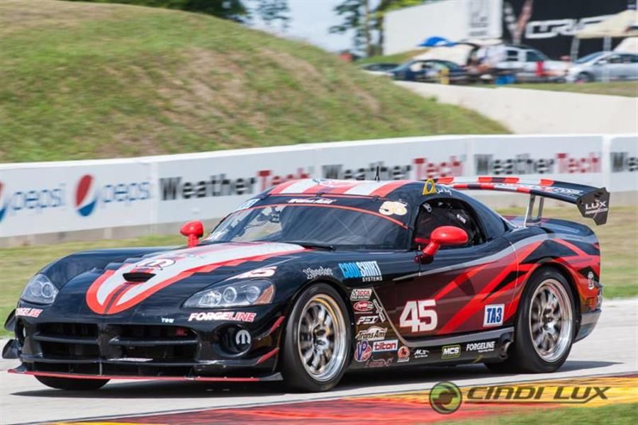 Cindi Lux First Woman to Professionally Race a Viper at Indy