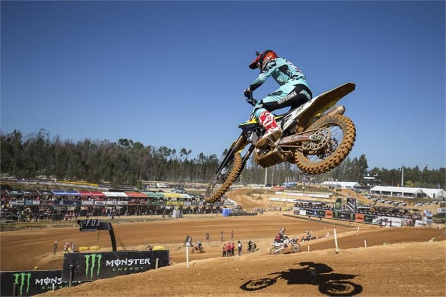RM-Z450WS rider Arminas Jasikonis wins MXGP of Portugal qualifier