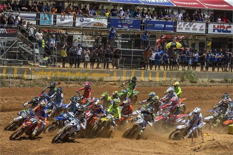 Victory for Jeremy Seewer and Suzuki at MXGP of Portugal