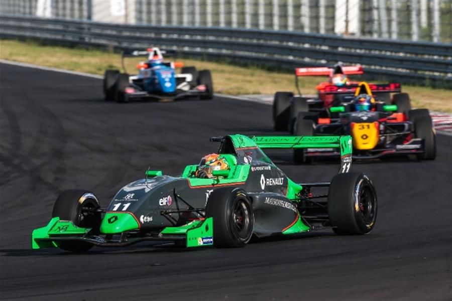 Fenestraz takes two podiums and the track record in Formula Renault 2.0 Eurocup