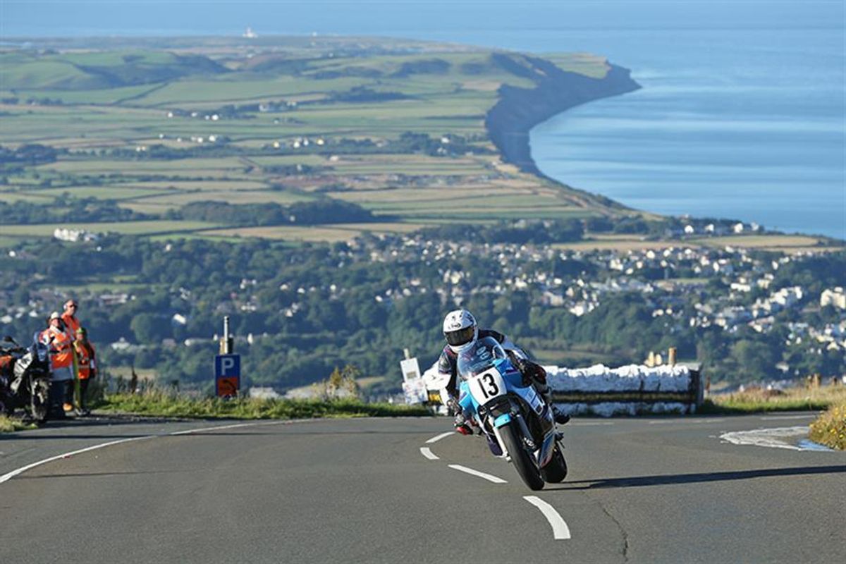 Senior TT winner Michael Dunlop leads three rider Team Classic Suzuki Classic TT line up