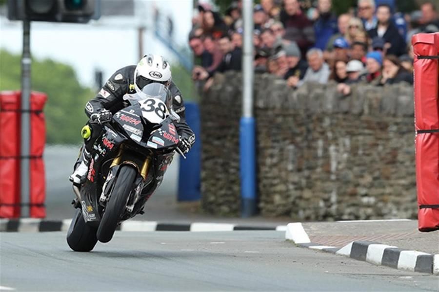 Herbertson joins Dunlop and Oversby for Classic TT races