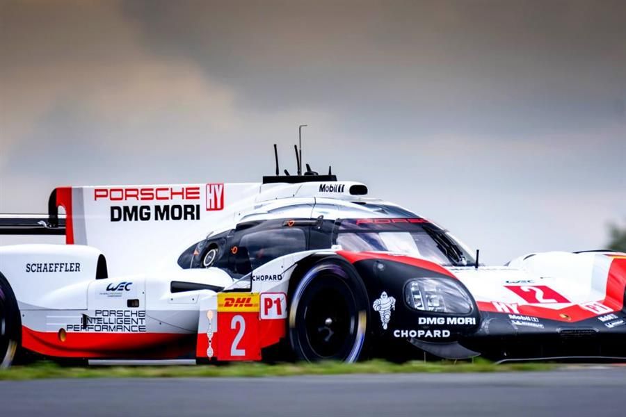 Porsche 1,2, in second 6 Hours of Nurburgring WEC FP