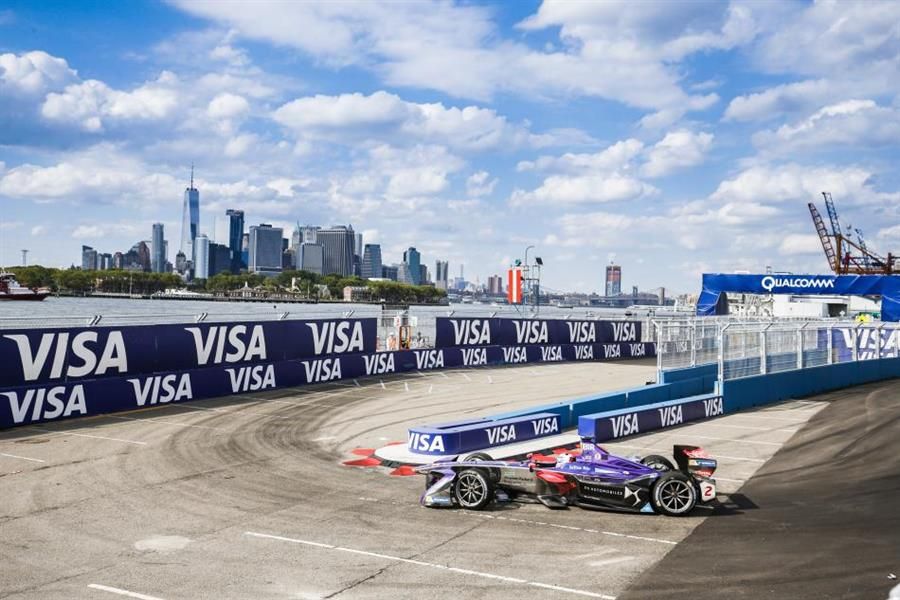 New York E-prix sees Sam Bird take first win