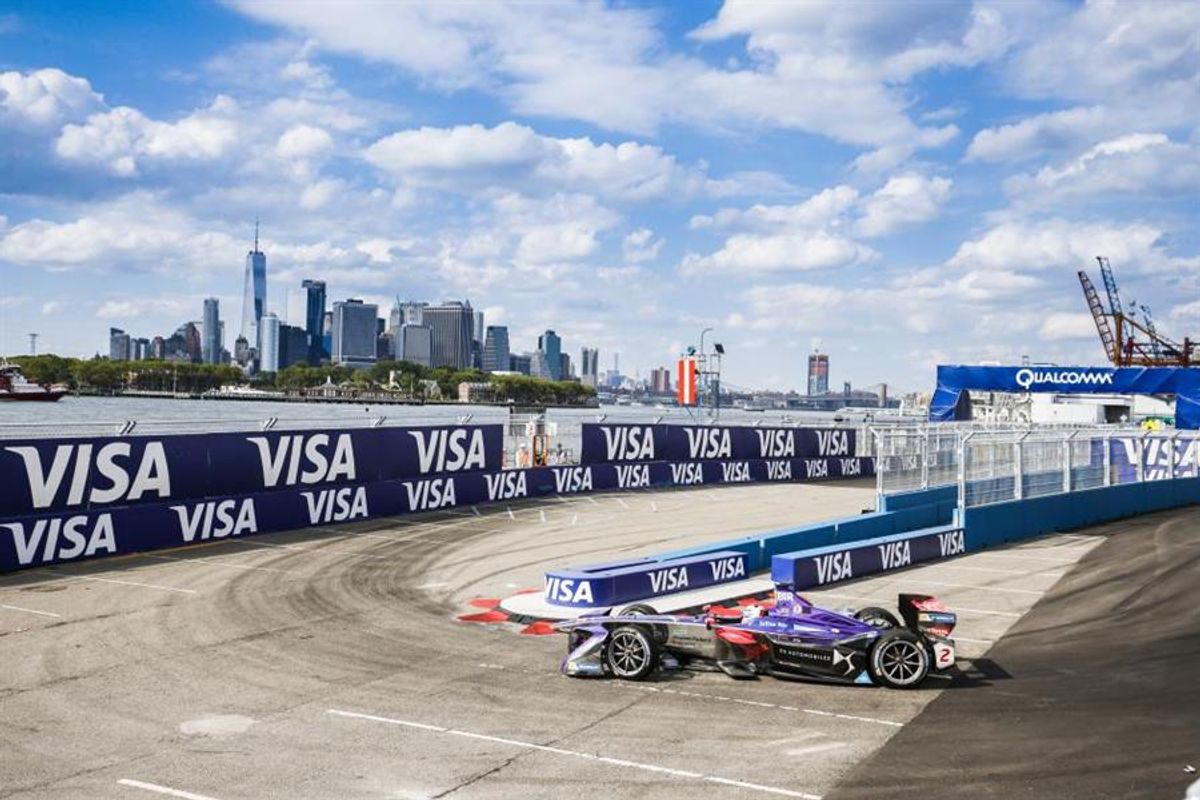 New York E-prix sees Sam Bird take first win