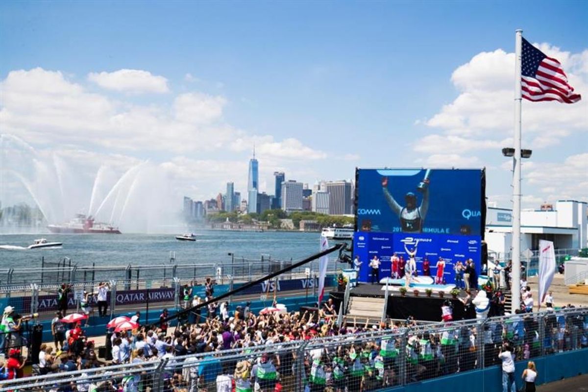 Sim Bird scores his second New York City ePrix win of the weekend