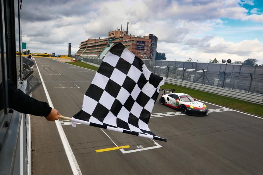 Double WEC podium for the Porsche 911 RSR as customer team secures class win