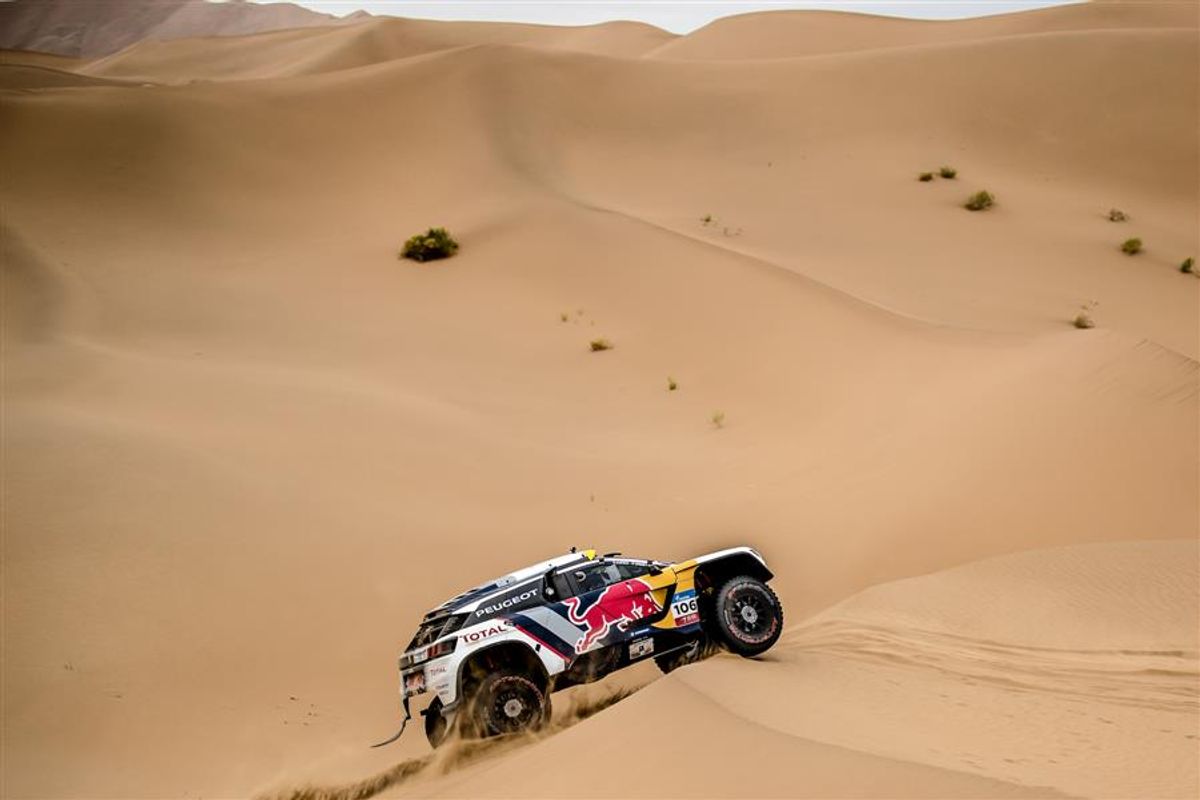 Cyril Despres,David Castera keep fighting to maintain 45-minute Silk Way Rally lead