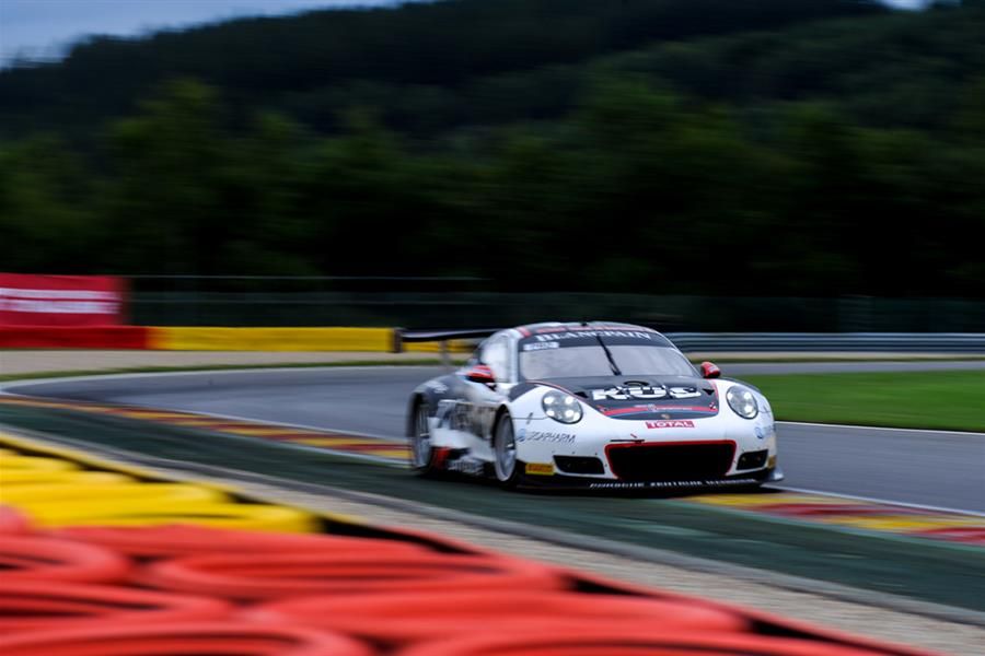 Porsche 911 GT3 R on second grid row at Spa-Francorchamps