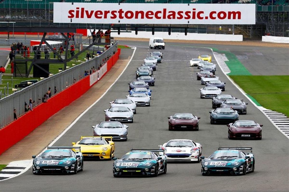 Record-breaking collection of Jaguar XJ220s congregate at Silverstone Classic