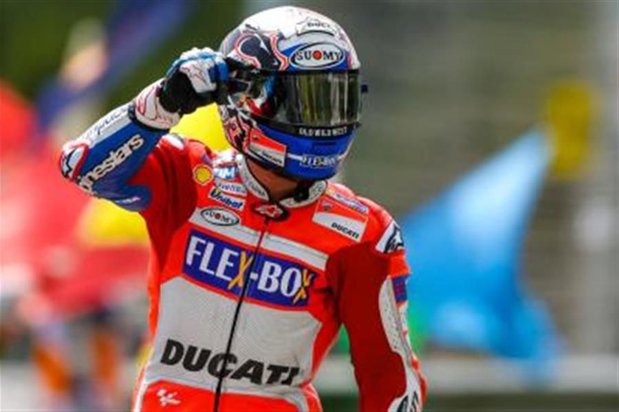 Dovizioso wins duel of the century to take last lap win in Austrian MotoGP