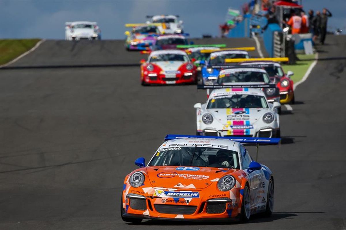 Cammish and Eastwood clash as tensions grow in Porsche Carrera Cup title tussle