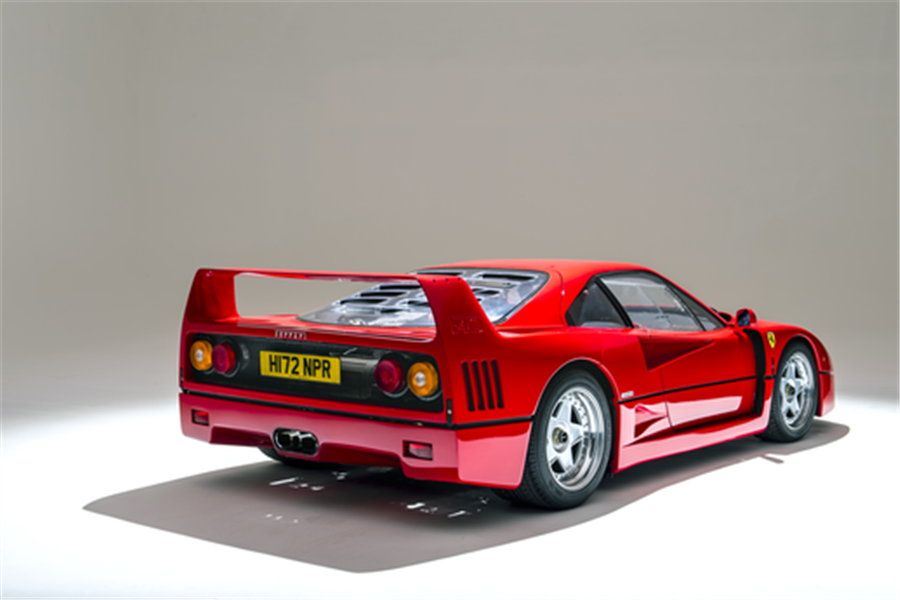 Ferrari F40 heads 70 car line up for exclusive Salon Prive Sale