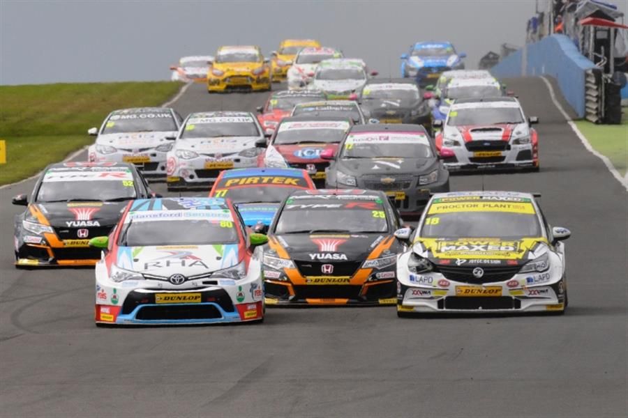 BTCC title race gathers pace